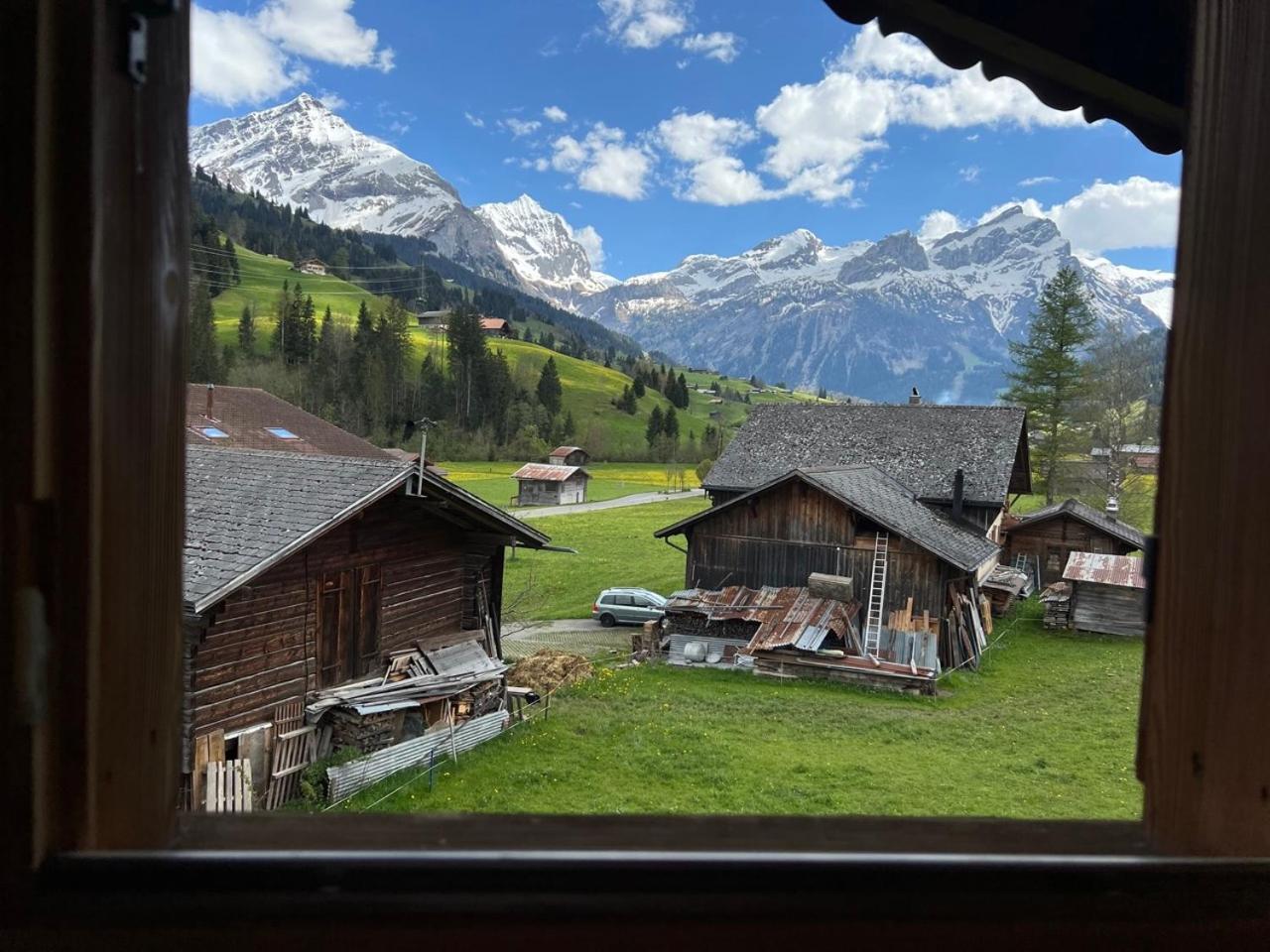 Cozy Apartment With Stunning View Gsteig Exterior foto